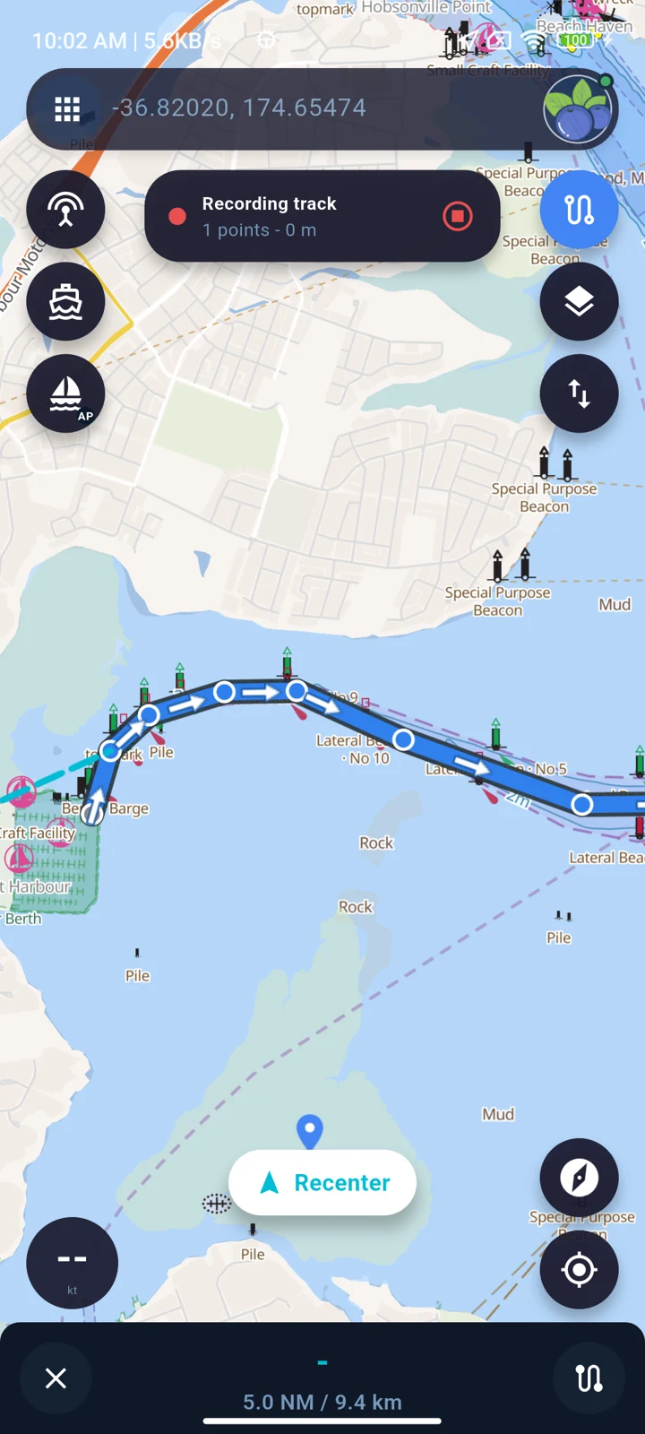 Registra tracce GPS, organizza rotte e scambia file GPX o KML.